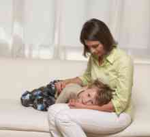 Intoxicatia diaree, febră, vărsături într-un copil