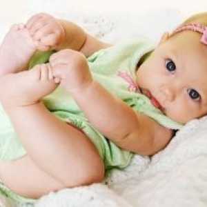 Tuse și probleme de respirație la copilul nou-născut, cauze, tratament, simptome, semne