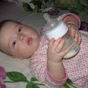 Alegerea unei formule de lapte adaptat? „Mama lui“, ne sfătuiește părinții.…